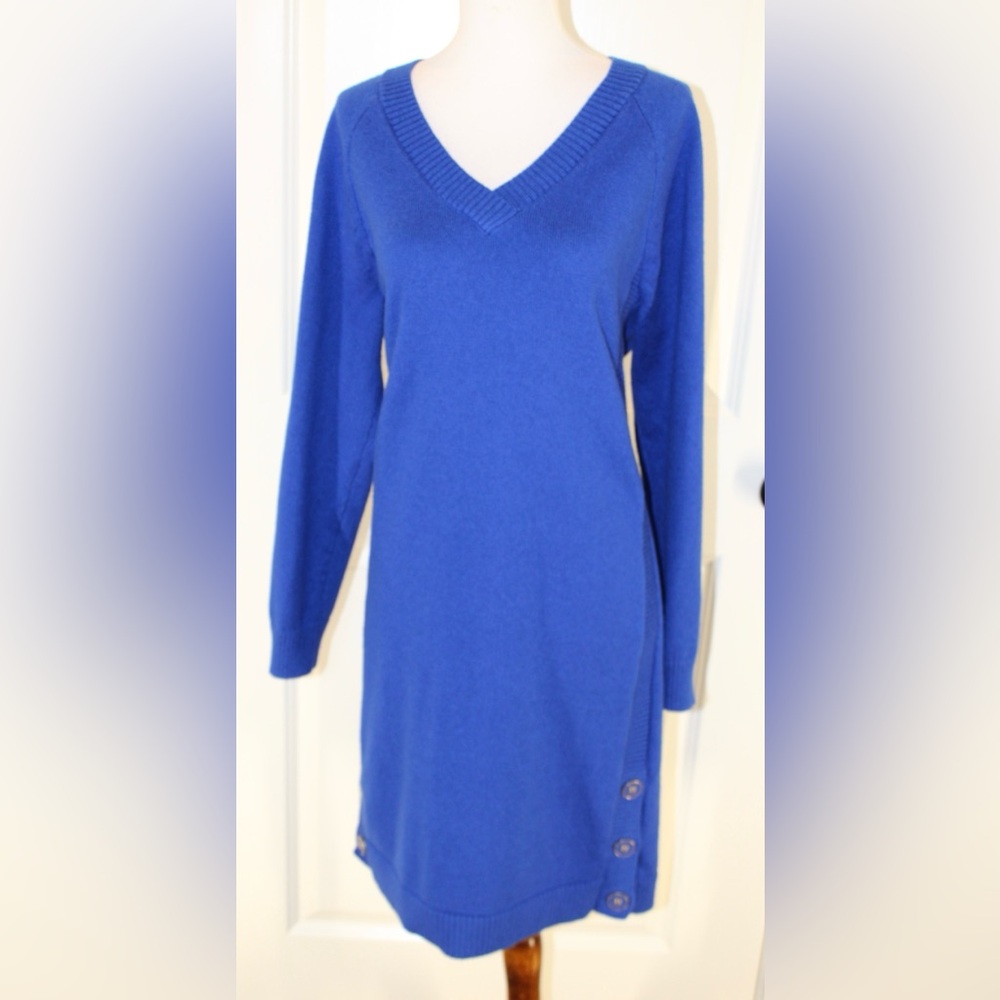 Talbots Royal Blue Long Sleeve sweater  Dress size large gold button detail